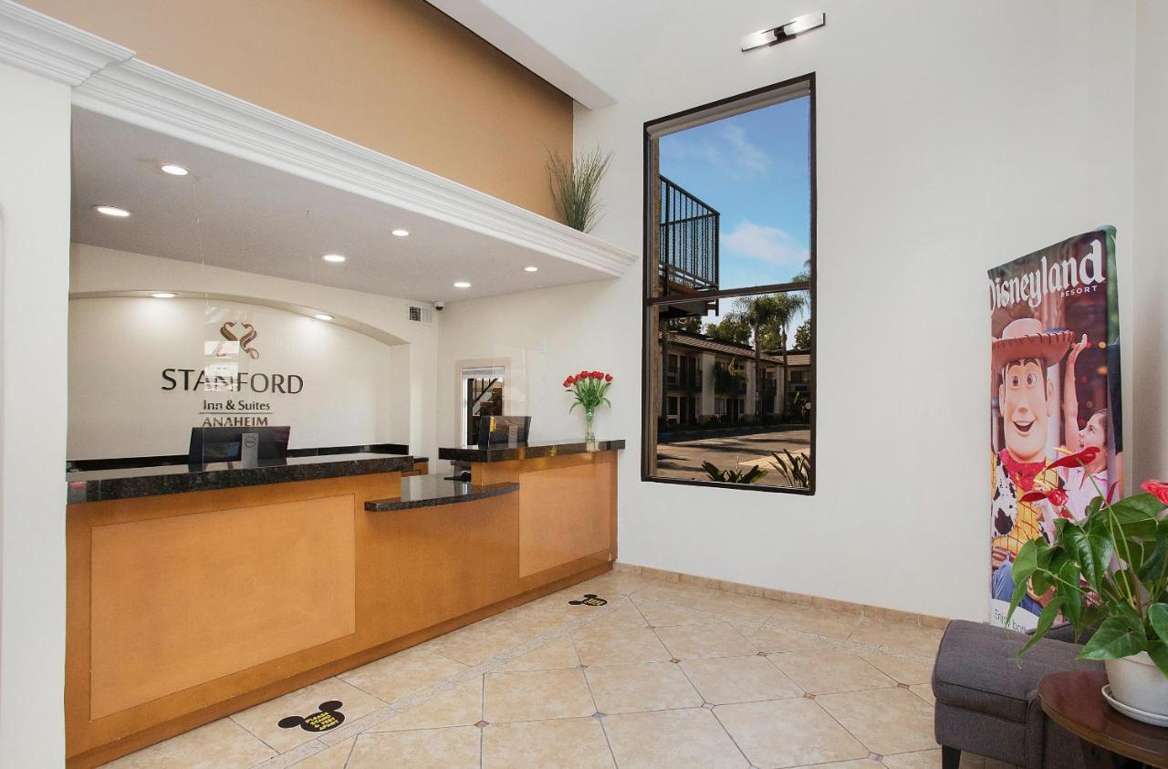 Stanford Inn & Suites Anaheim Dış mekan fotoğraf