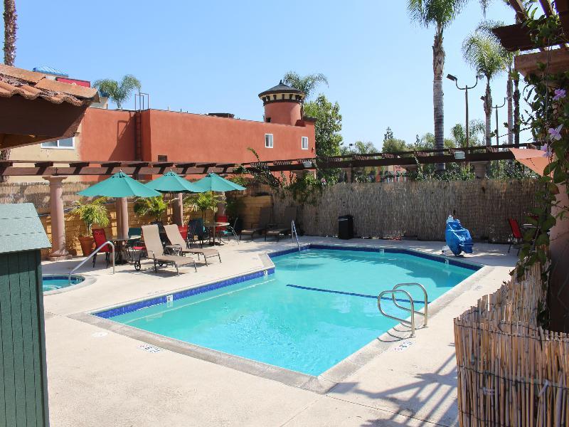 Stanford Inn & Suites Anaheim Dış mekan fotoğraf