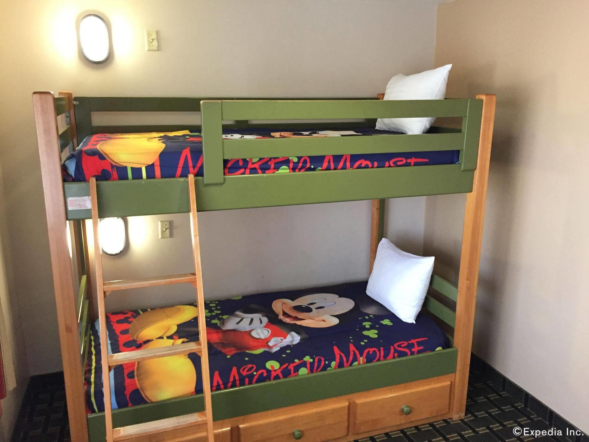 Stanford Inn & Suites Anaheim Dış mekan fotoğraf